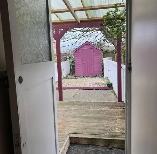 The Art House 5 Galway, Bohermore Casa de Férias *